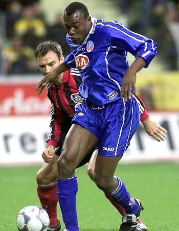 还会层出不 还会层出不